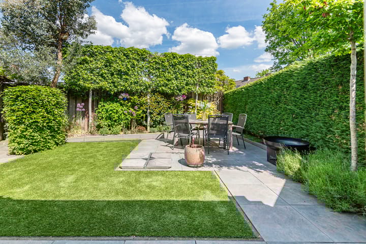 Foto 36 van Meeuwenstraat 10