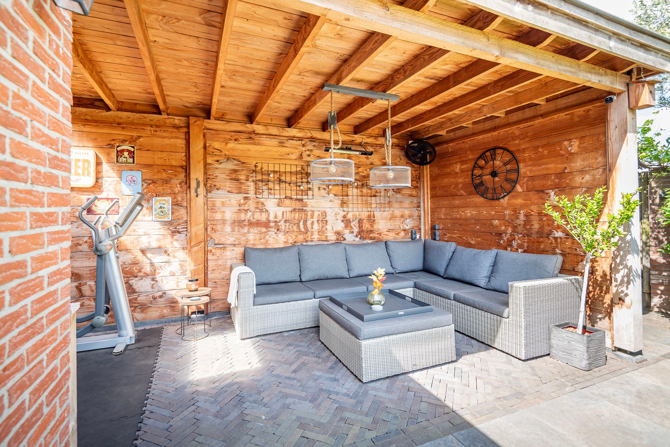 Foto 39 van Meeuwenstraat 10