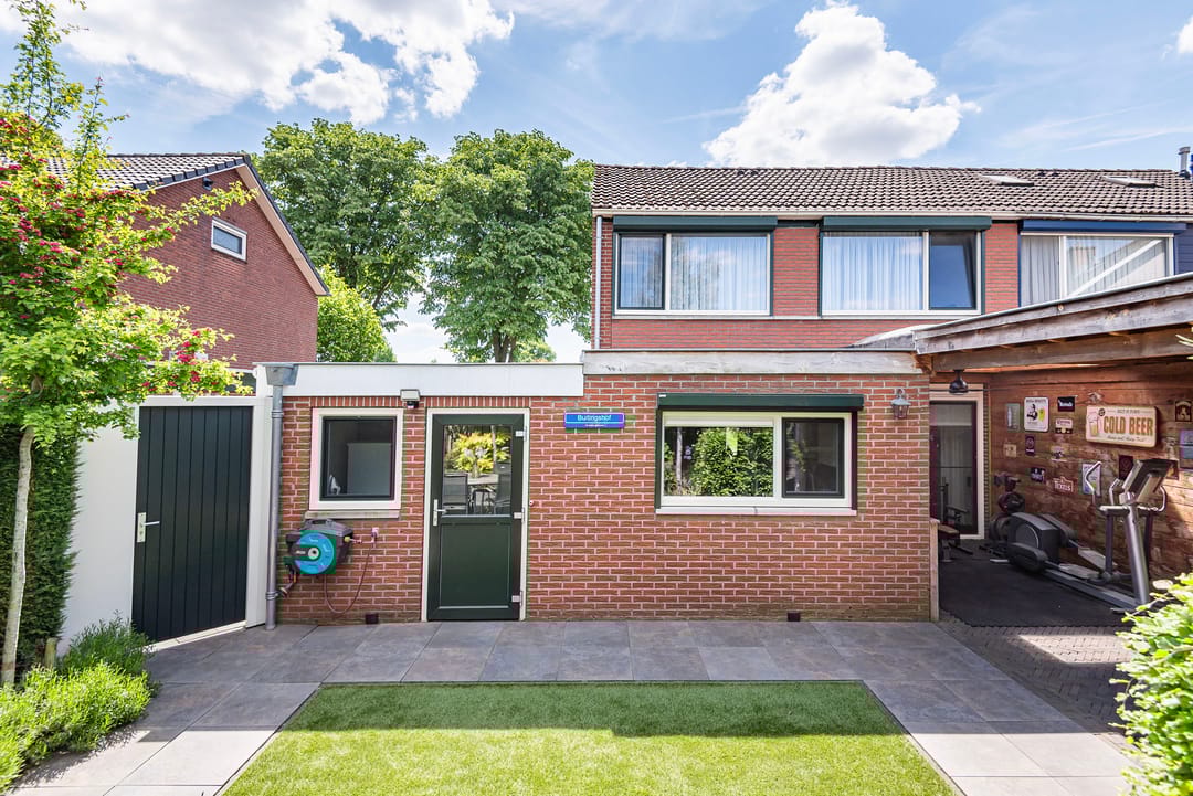 Foto 43 van Meeuwenstraat 10