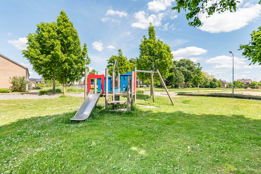 Foto 46 van Meeuwenstraat 10