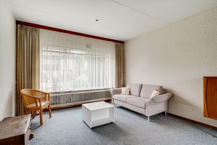 Photo 12 of Brahmsstraat 6