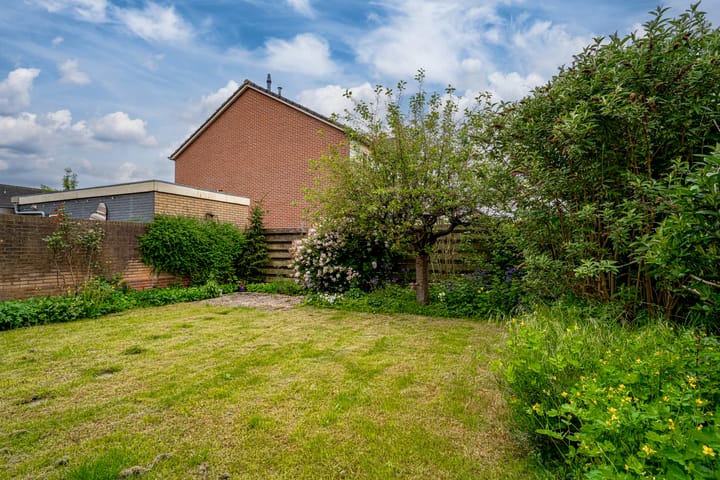 Photo 18 of Brahmsstraat 6