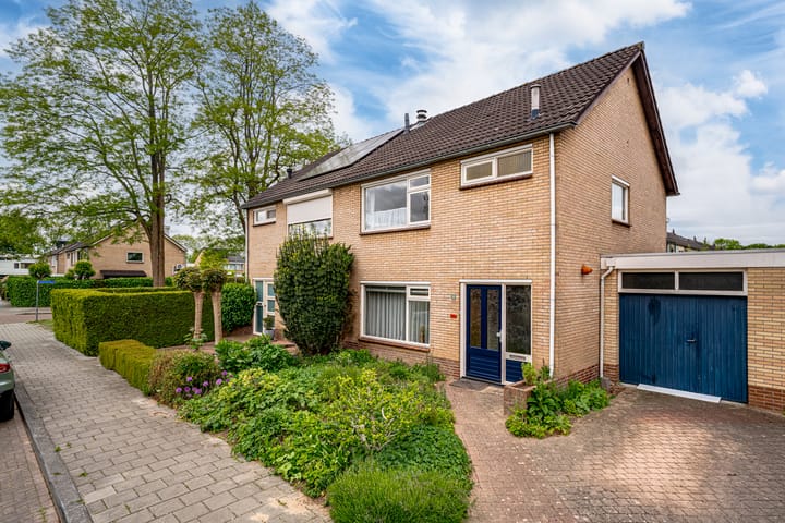 Photo 40 of Brahmsstraat 6