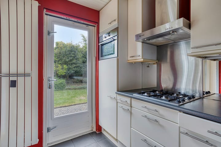 Foto 14 van Hageheldlaan 74