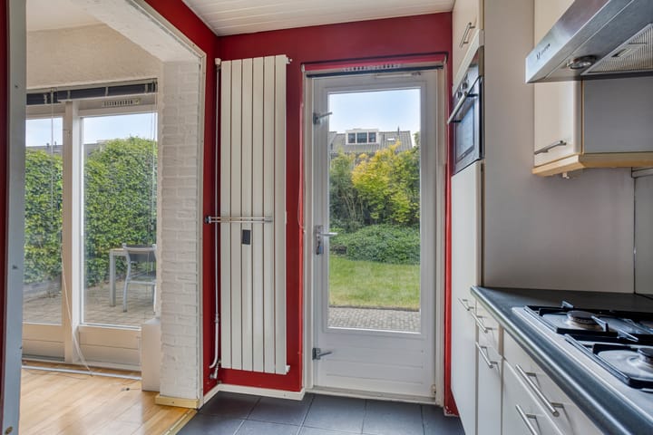 Foto 15 van Hageheldlaan 74