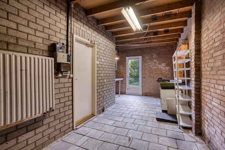 Foto 28 van Hageheldlaan 74