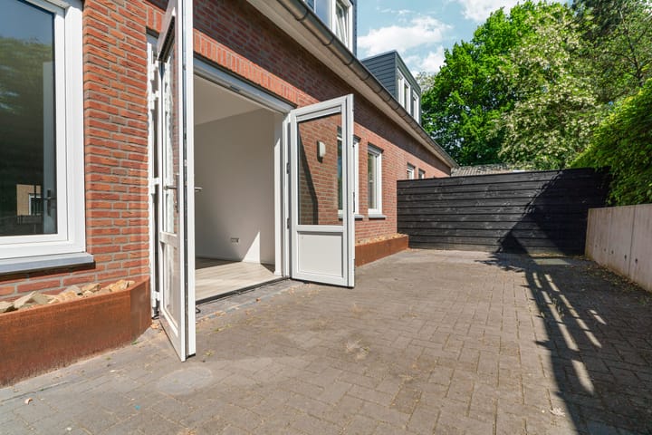 Photo 24 of Molenstraat 4-D