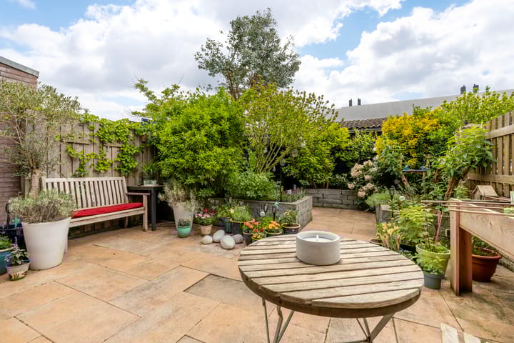 Foto 23 van Martensbongerd 64