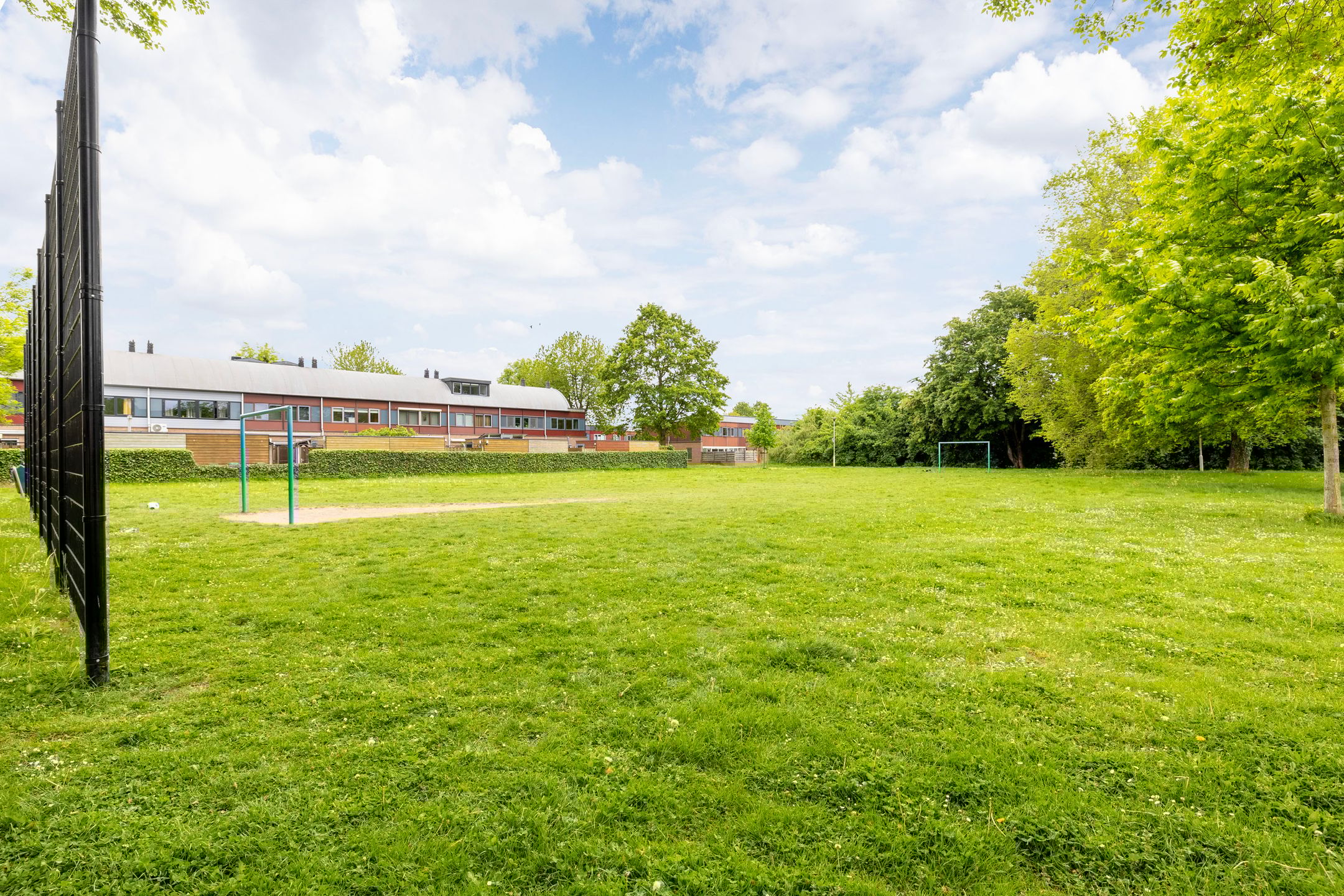 Foto 30 van Martensbongerd 64