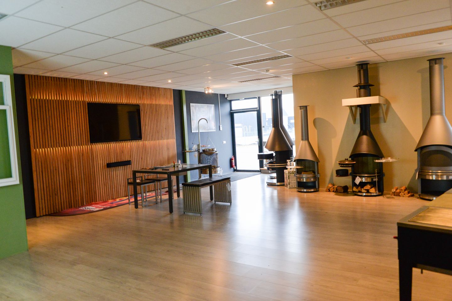 View photo 3 of van den Bergsweg 10-a