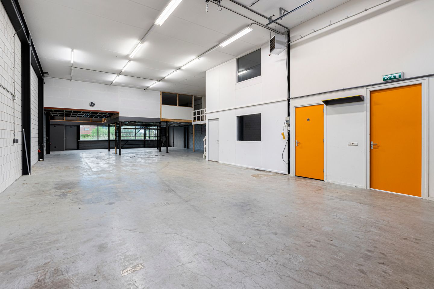 Bekijk foto 3 van Jac. P. Thijsseweg 6