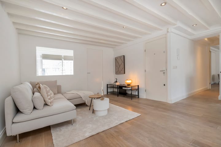 Photo 6 of Spuistraat 105-D