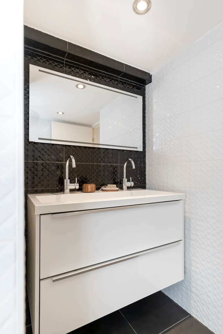 Photo 34 of Spuistraat 105-D