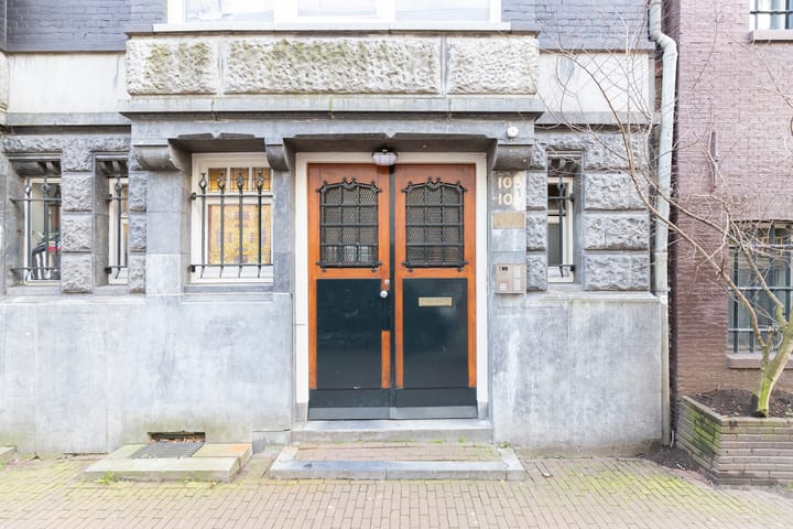 Photo 39 of Spuistraat 105-D