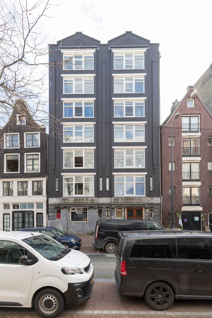 Photo 40 of Spuistraat 105-D