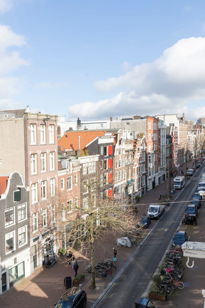 Photo 41 of Spuistraat 105-D