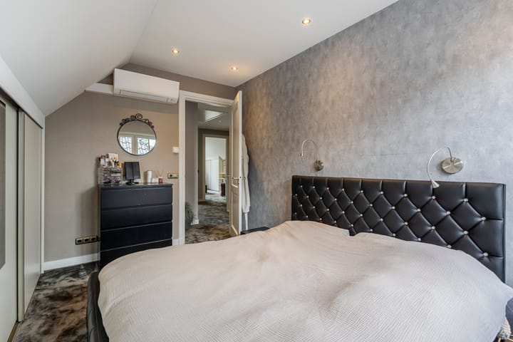 Photo 43 of Rijshaak 1