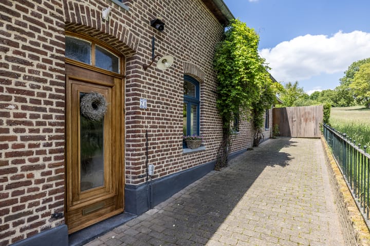 Foto 5 van Nierhoven 20