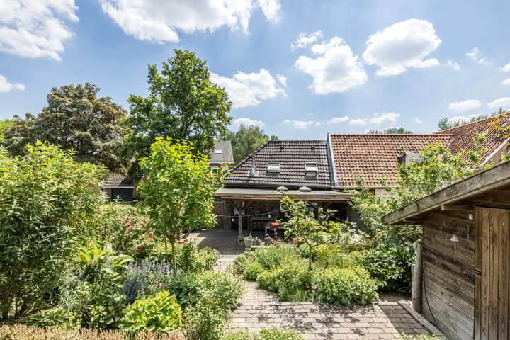 Foto 51 van Nierhoven 20