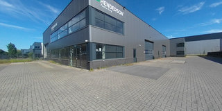 View 360° photos