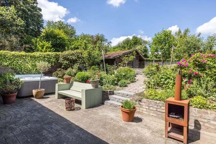 Foto 48 van Nierhoven 20