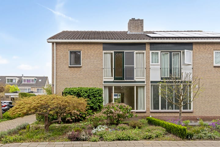 Foto 8 van Helfrichstraat 12