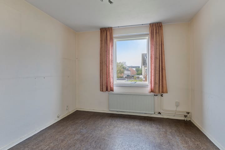 Foto 25 van Helfrichstraat 12