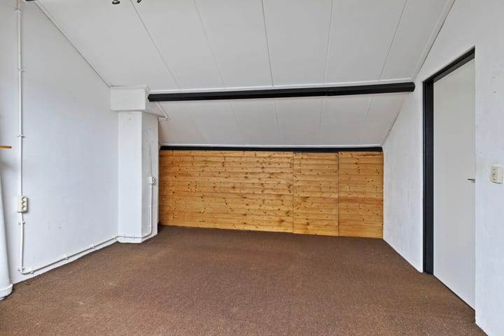 Foto 30 van Helfrichstraat 12