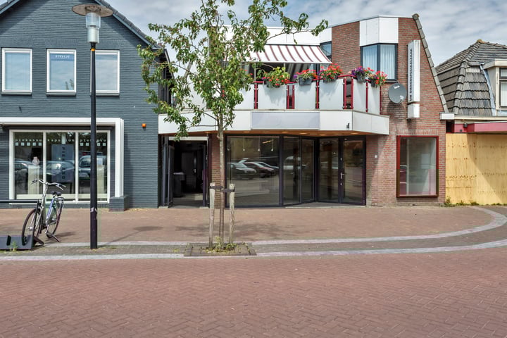 Gedempte Vaart 4, Surhuisterveen
