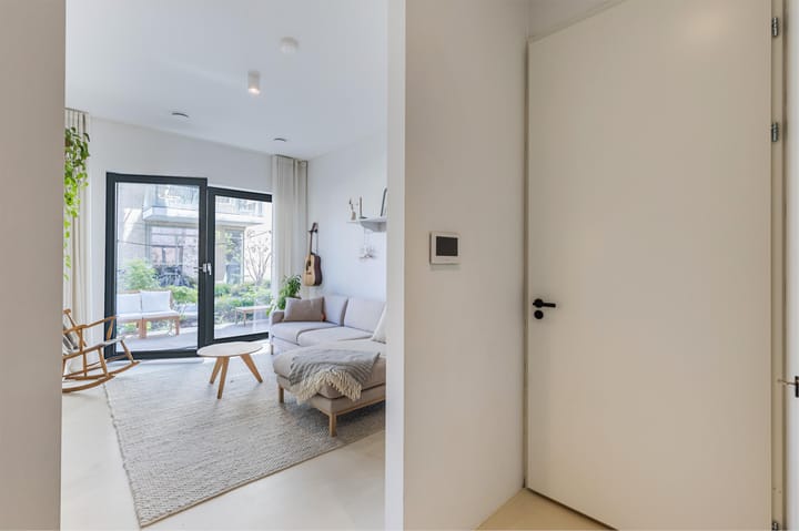 Foto 2 van Vluchtladderstraat 5