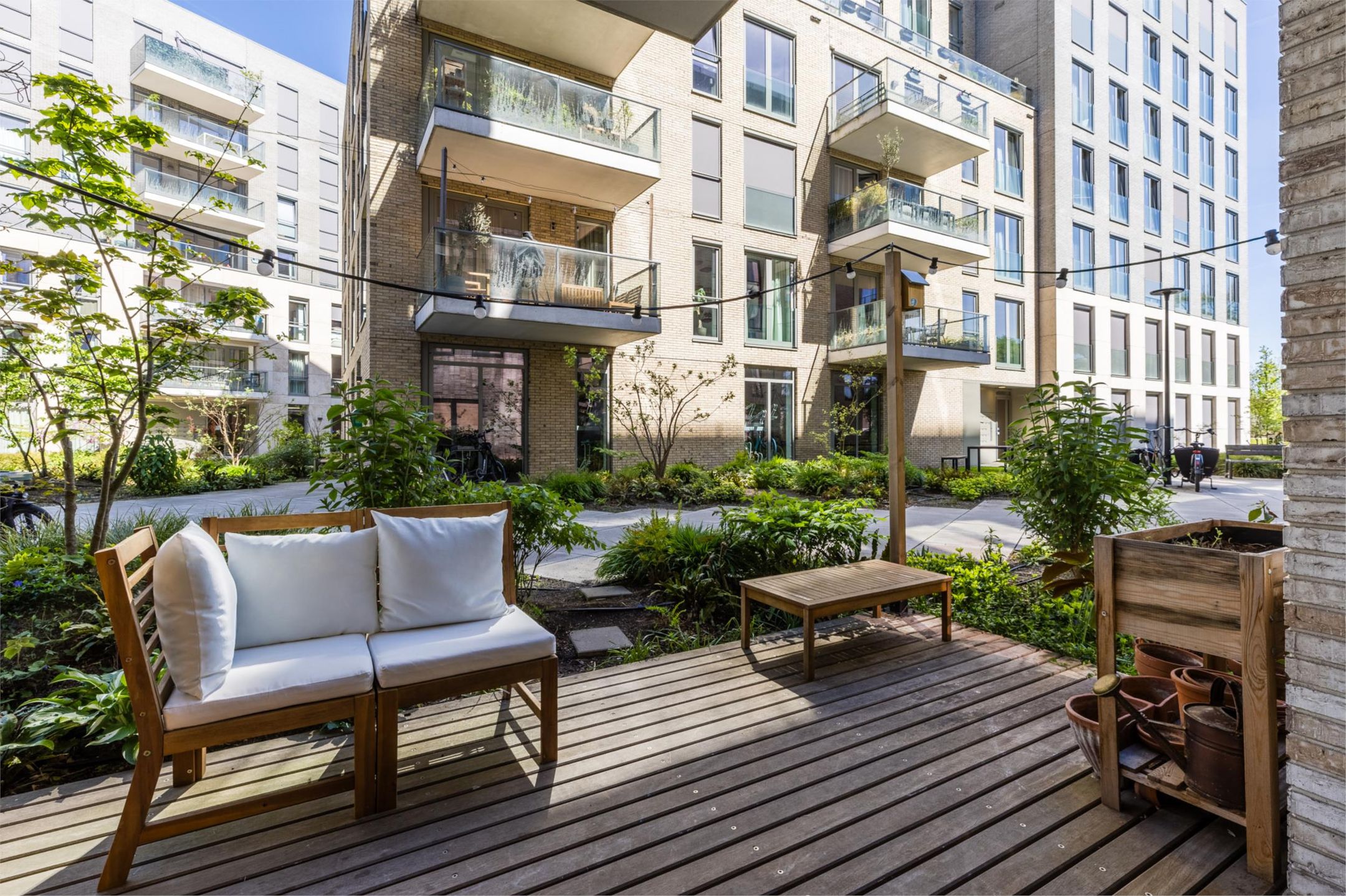 Foto 12 van Vluchtladderstraat 5