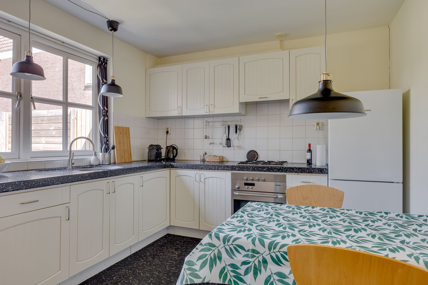 Foto 19 van Voorstraat 34