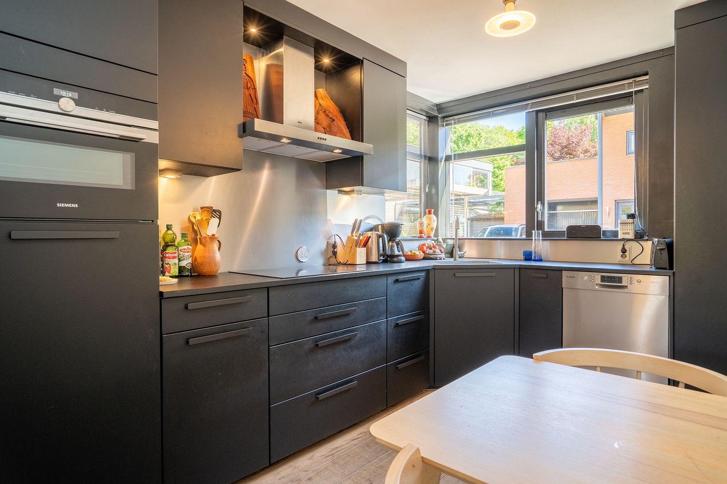 Foto 10 van Heralaan 40