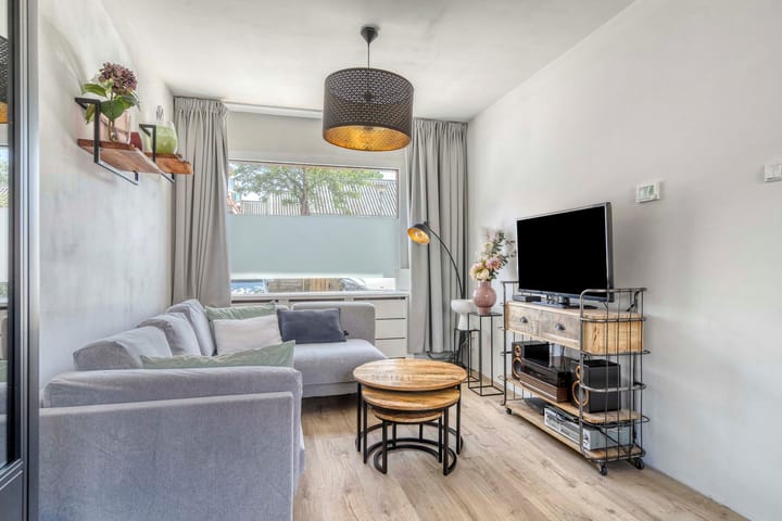 Foto 3 van Woudstraat 82