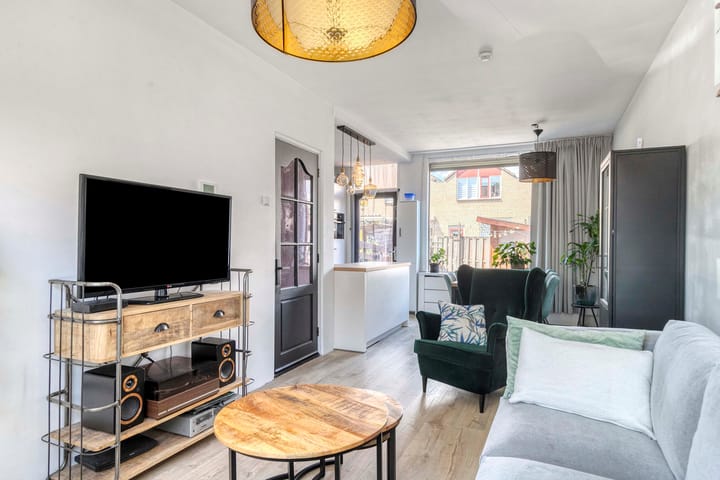 Foto 5 van Woudstraat 82