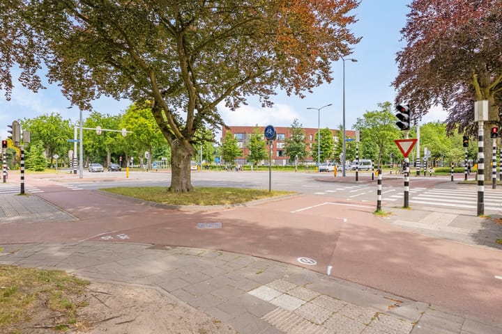 Foto 30 van Hertogenlaan 350