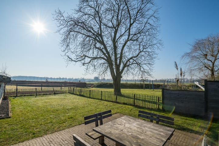 Foto 15 van Huttenweg 14