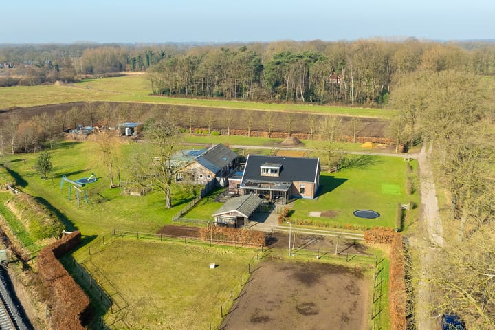 Foto 38 van Huttenweg 14