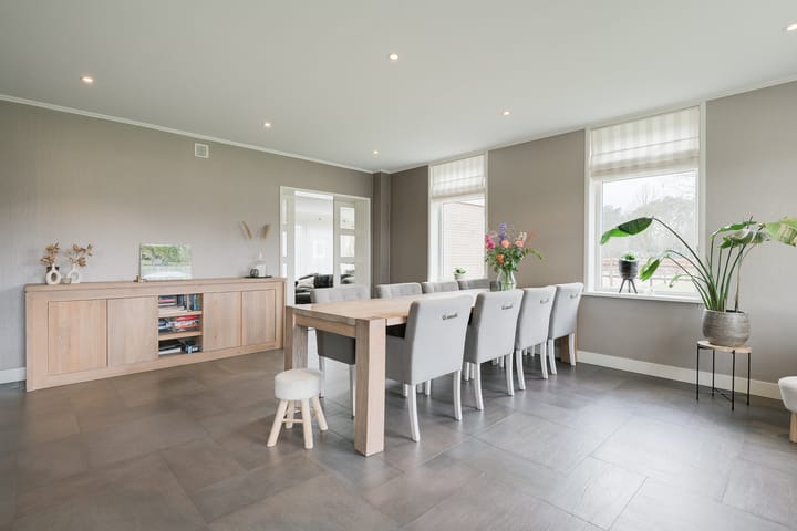 Foto 64 van Huttenweg 14