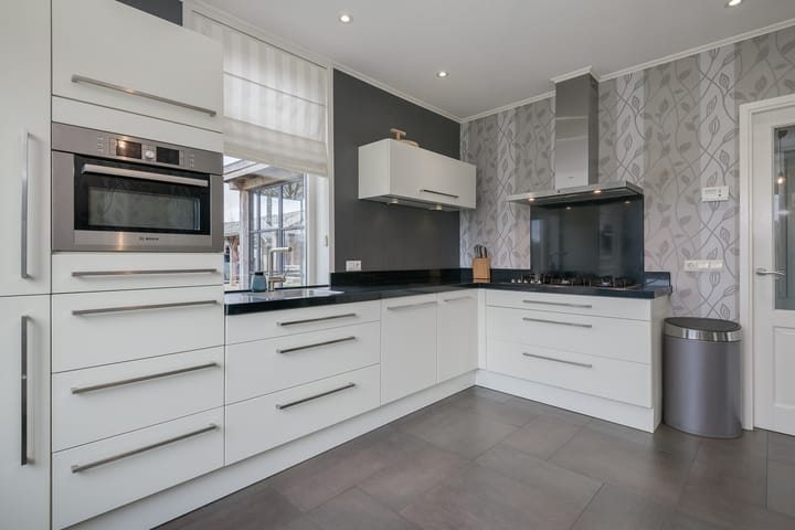 Foto 66 van Huttenweg 14