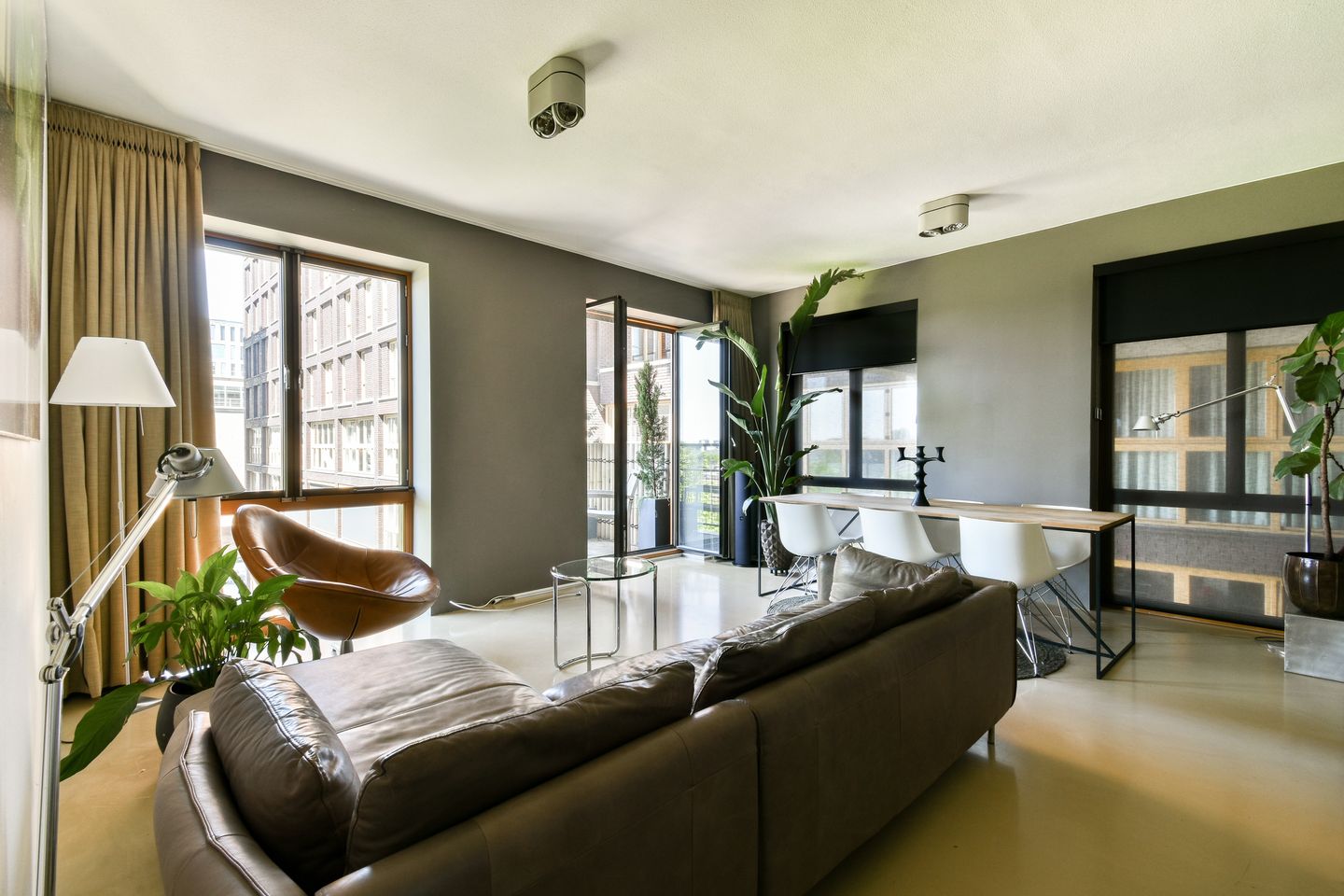 Foto 1 van Veembroederhof 128