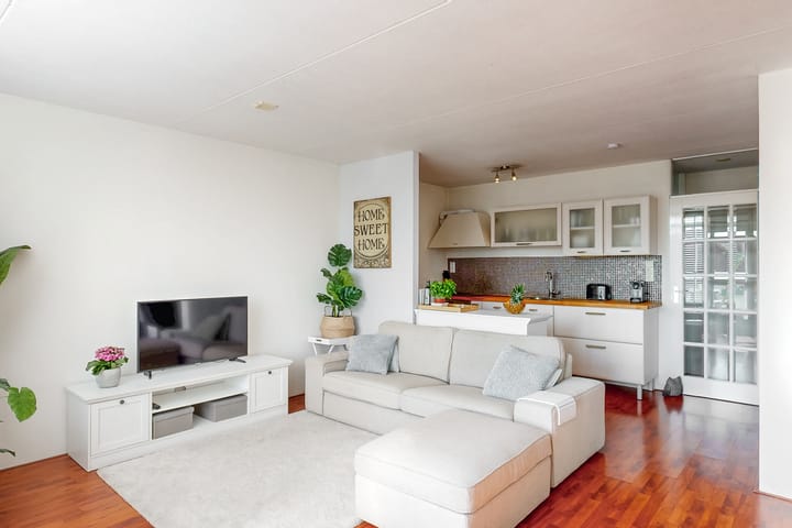 Foto 10 van Korevaarstraat 27-C