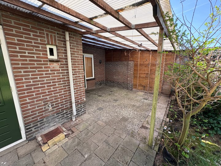 Photo 18 of Bloemstraat 37