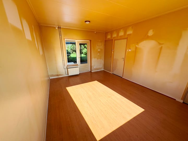 Photo 6 of Bloemstraat 37