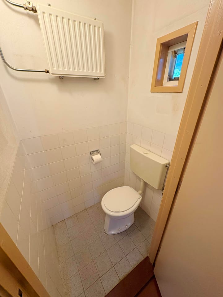 Photo 10 of Bloemstraat 37