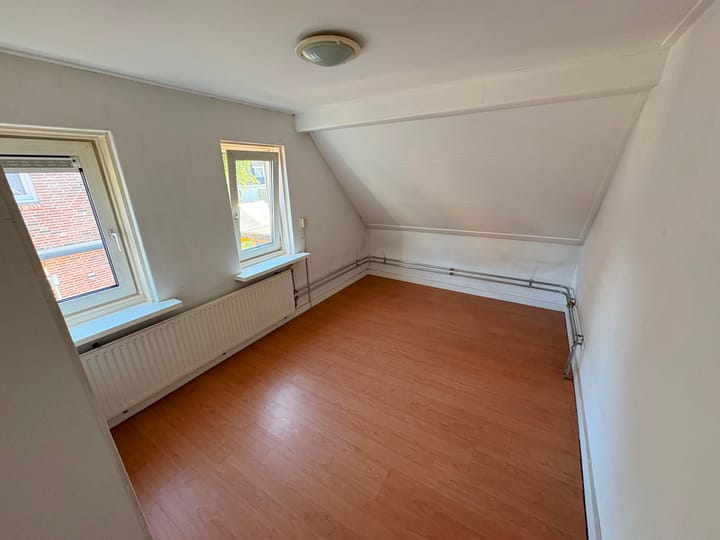 Photo 13 of Bloemstraat 37