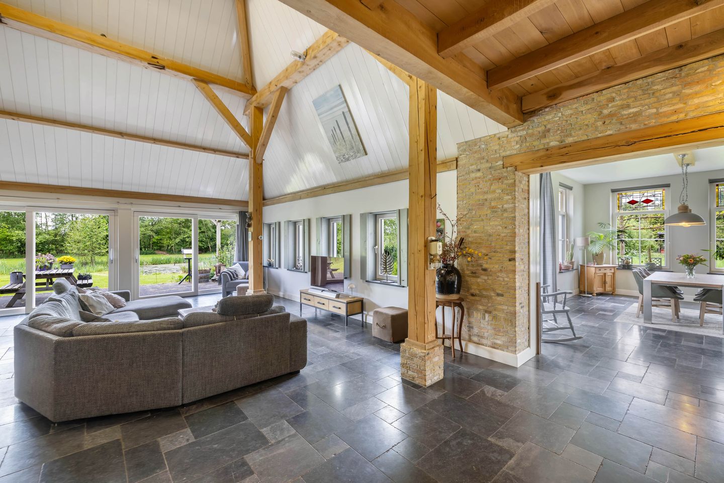 Foto 14 van Voetpad 81