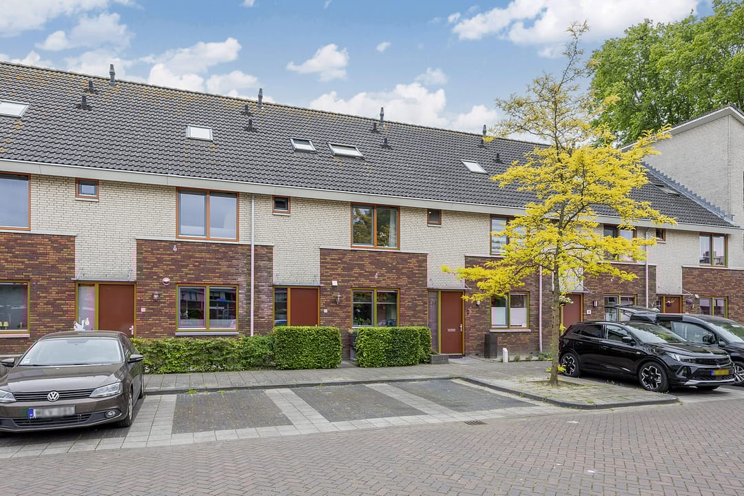 Foto 1 van Lessestraat 136