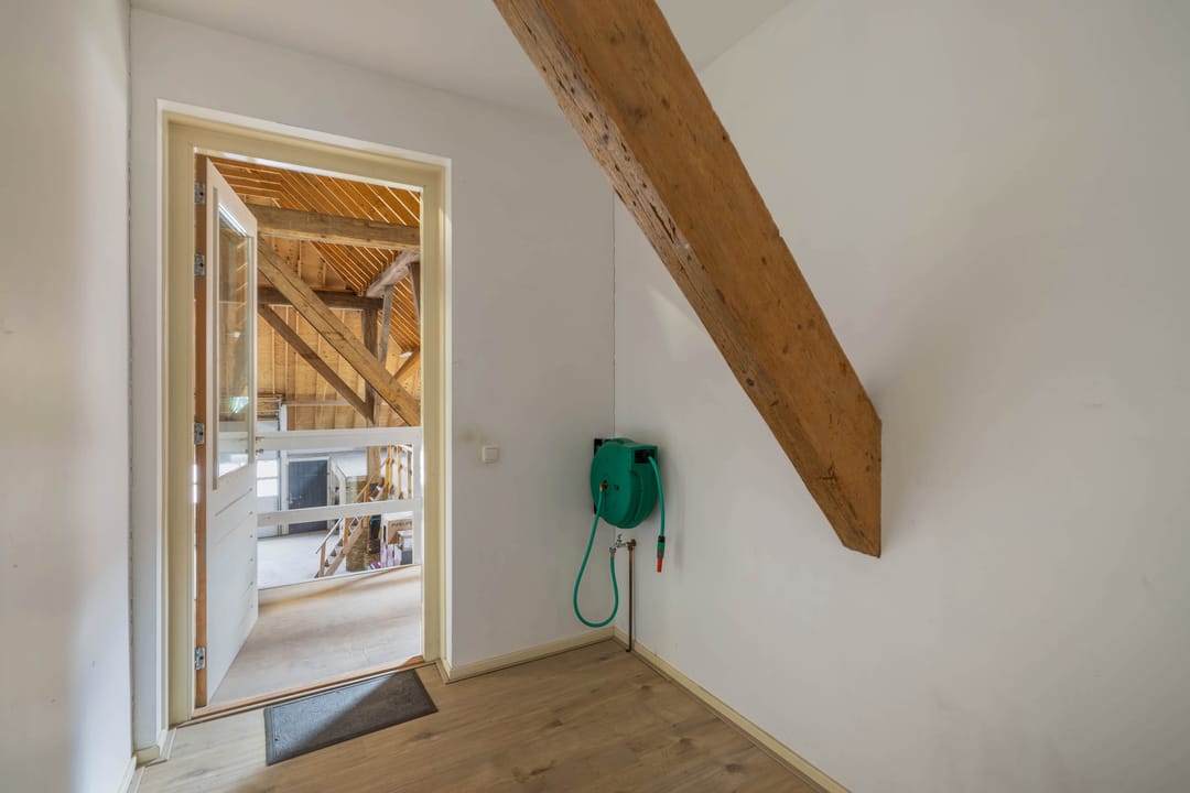 Foto 32 van Voetpad 81