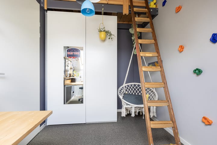 Foto 30 van Lessestraat 136